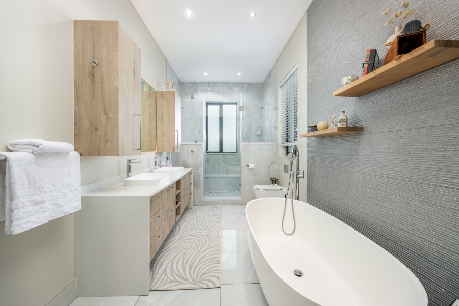 5 Bedroom Property for Sale in Clara Anna Fontein Western Cape
